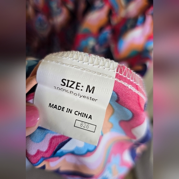 Vibrant Long Sleeve Dress NWT - Picture 4 of 4